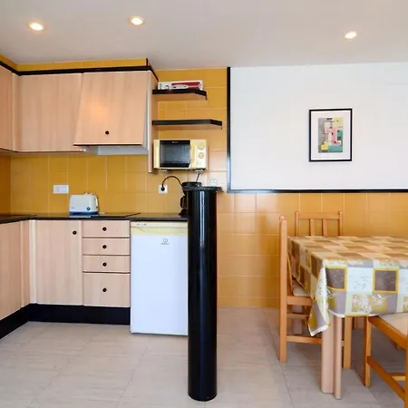 Treputxell 1-2 Apartman *